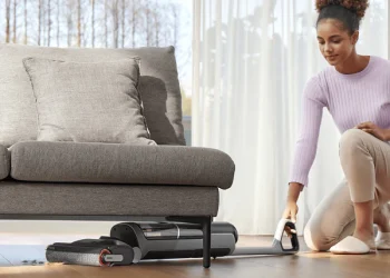 Discover the Dreame H14 Wet Dry Vacuum with 180° lie-flat reach, powerful suction, liquid separation motor, dual-edge cleaning, and 60°C hot water wash.